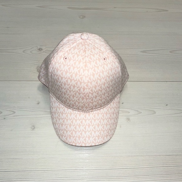 Michael Kors Pink Textured Hat - Picture 6 of 6